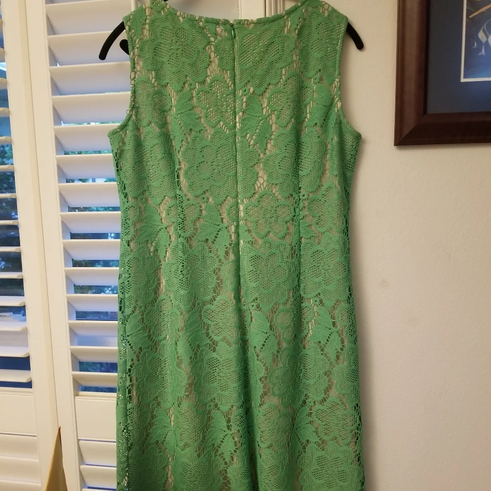 Dress - Picture 3 of 3